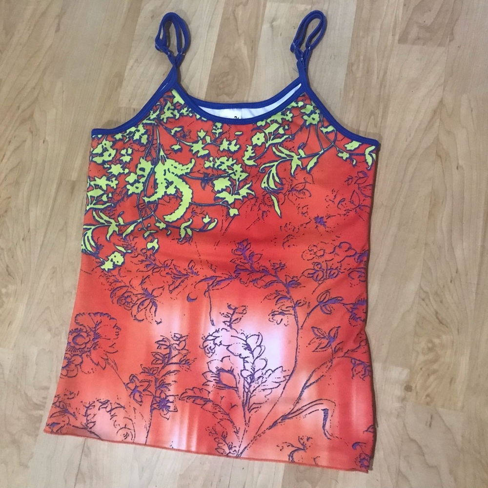 NWOT Kinesis Large Fitness Activewear Top
